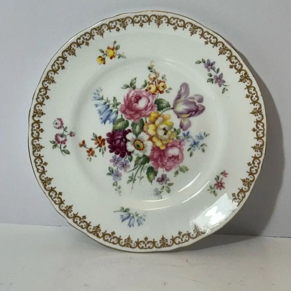 Vintage Crown Staffordshire “Englands Bouquet” 8” Salad plate